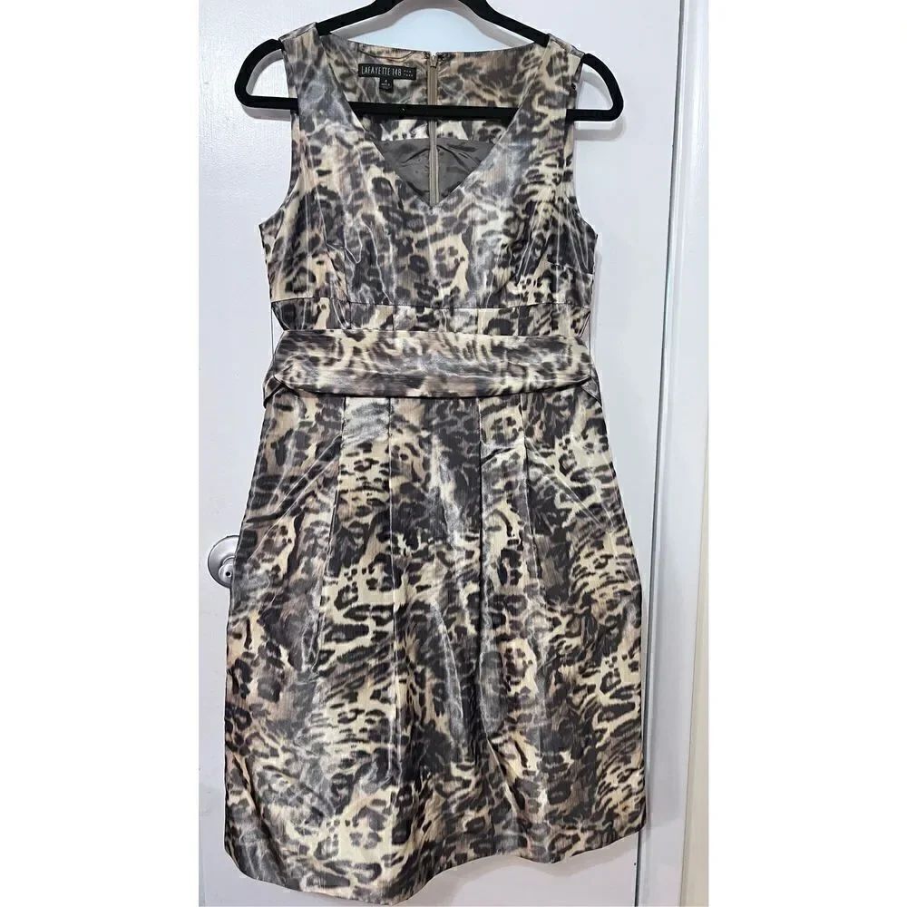 Lafayette 148 NEW YORK  V Neck Leopard PRINT Belted Dress SZ 4 - Picture 3 of 11